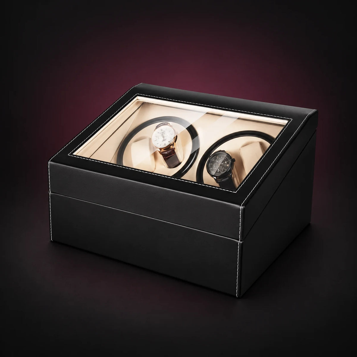 Quartet four-watch winder in Black with the clear lid closed